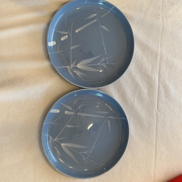 MCM (2) Winfield 10” dinner plates. Blue Bamboo. - Picture 2 of 4